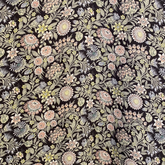 LOFT Flowing blouse - Picture 3 of 4